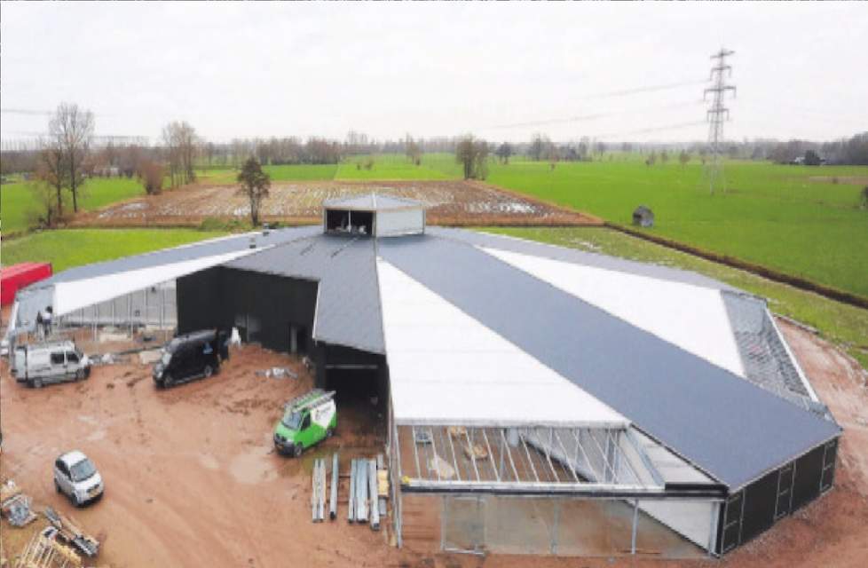 Luchtfoto Rondeel Vaassen in aanbouw.