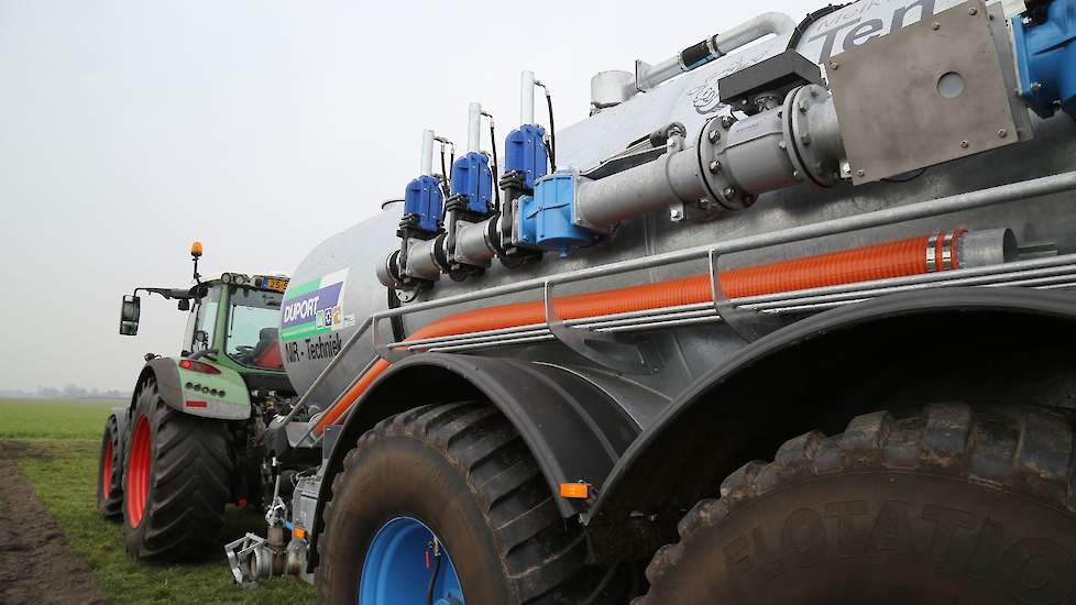 Ten Peze is geen voorstander van het verplichten van het gebruik van deze techniek. „De techniek is een hulpmiddel voor boeren en moet niet ten nadele komen van boeren door het te verplichten.”