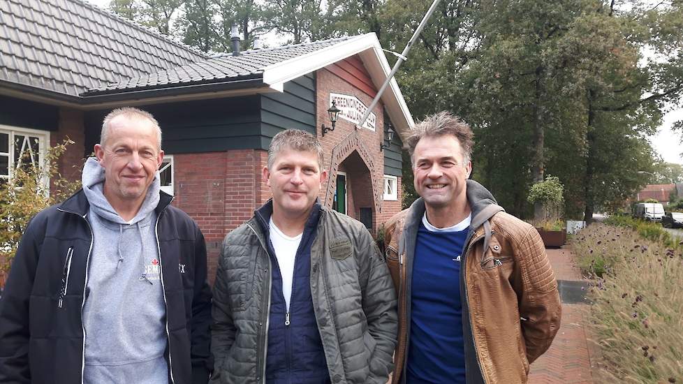 Van links naar rechts: Jan de Roos, Alfred Scholten en Henk Hoenink. Allen melkveehouder