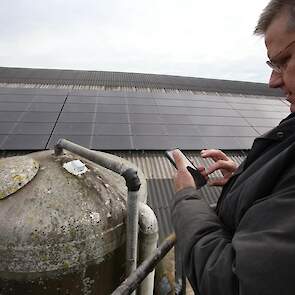 Prange kan op zijn telefoon checken of de sensor het doet.