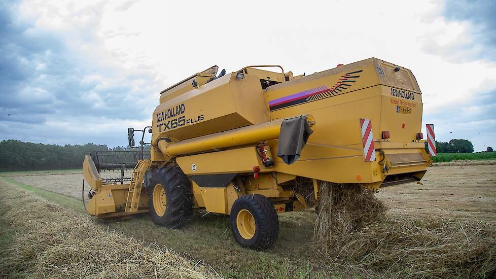 NewHolland TX65 plus uit 1998.